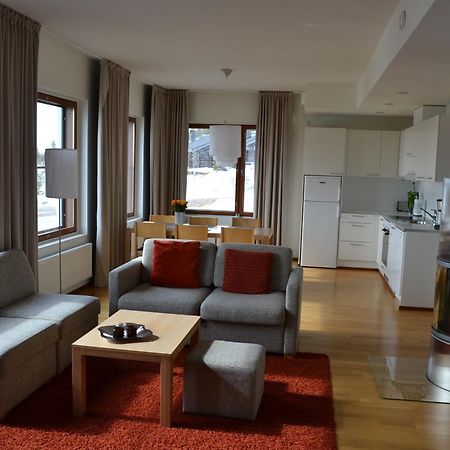 Yllaes Chalets A9206 Talvikaudelle 25-26 Hinta Sisaeltaeae 2Kpl Hissilippuja! Ylläsjärvi Exterior foto